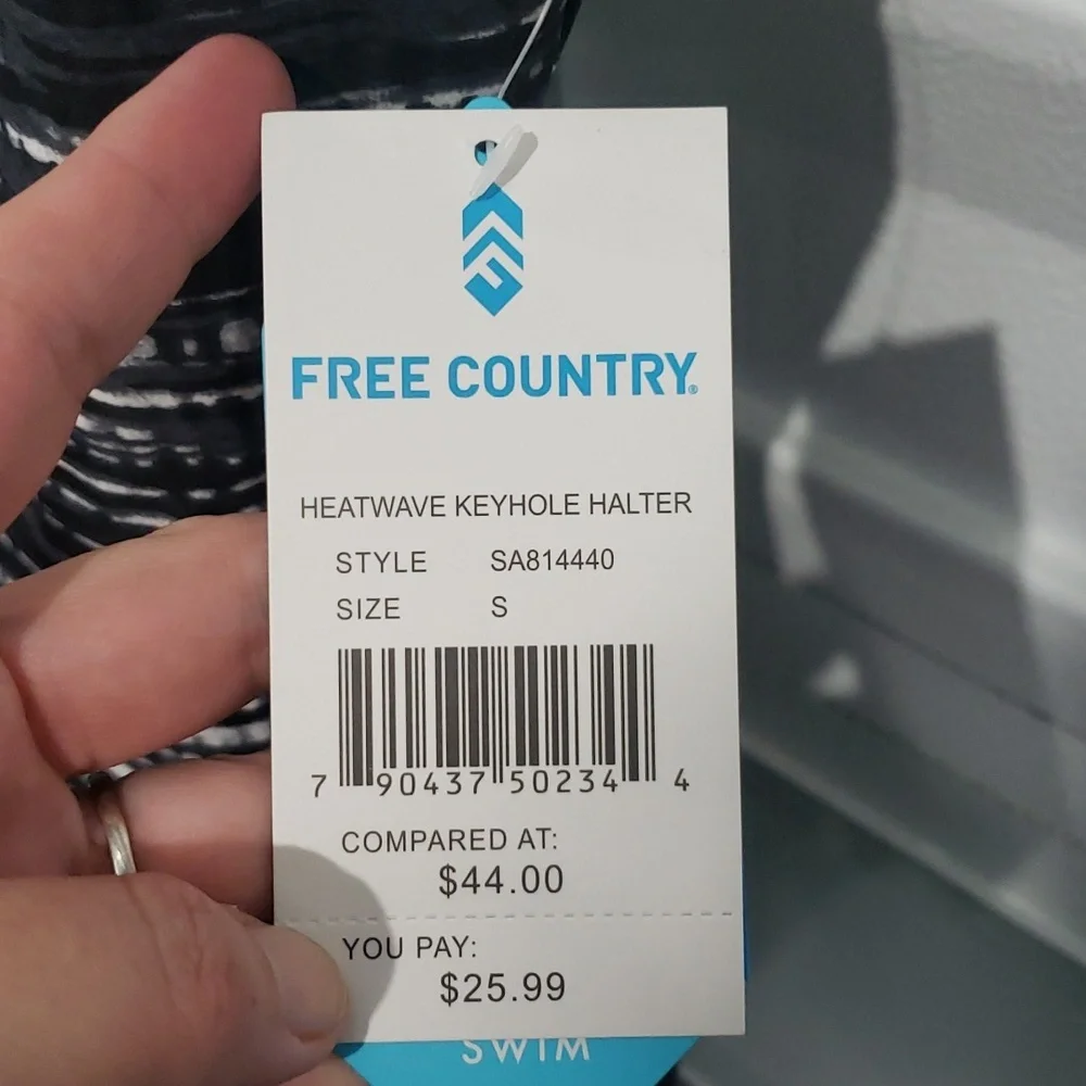 NWT HEATWAVE KEYHOLE HALTER SWIM‎ TOP SIZE SMALL